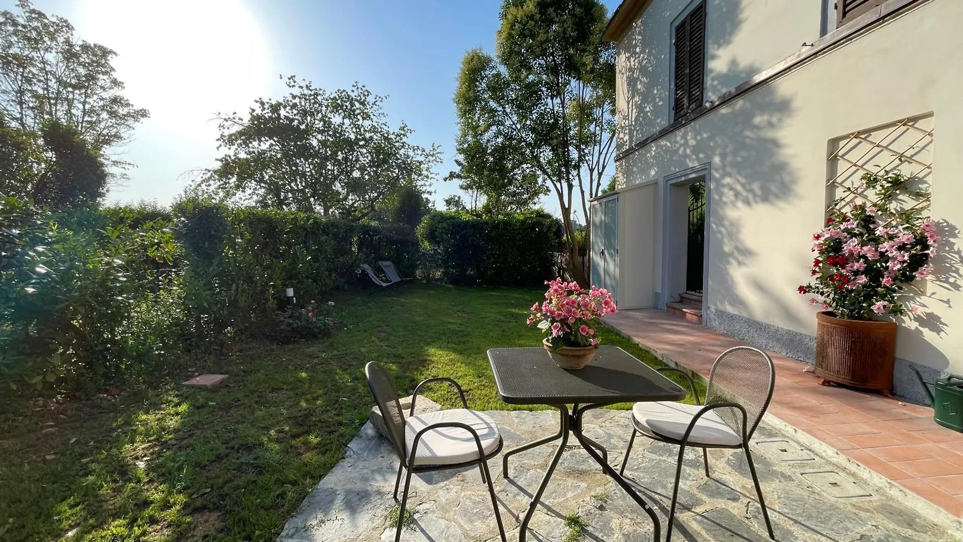 Carpineto1: Appartamento Con Giardino Vicino Siena Montecchio