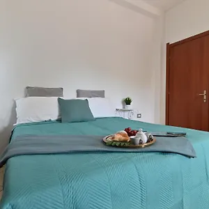 Izzhome Flamingo , Pula Italia